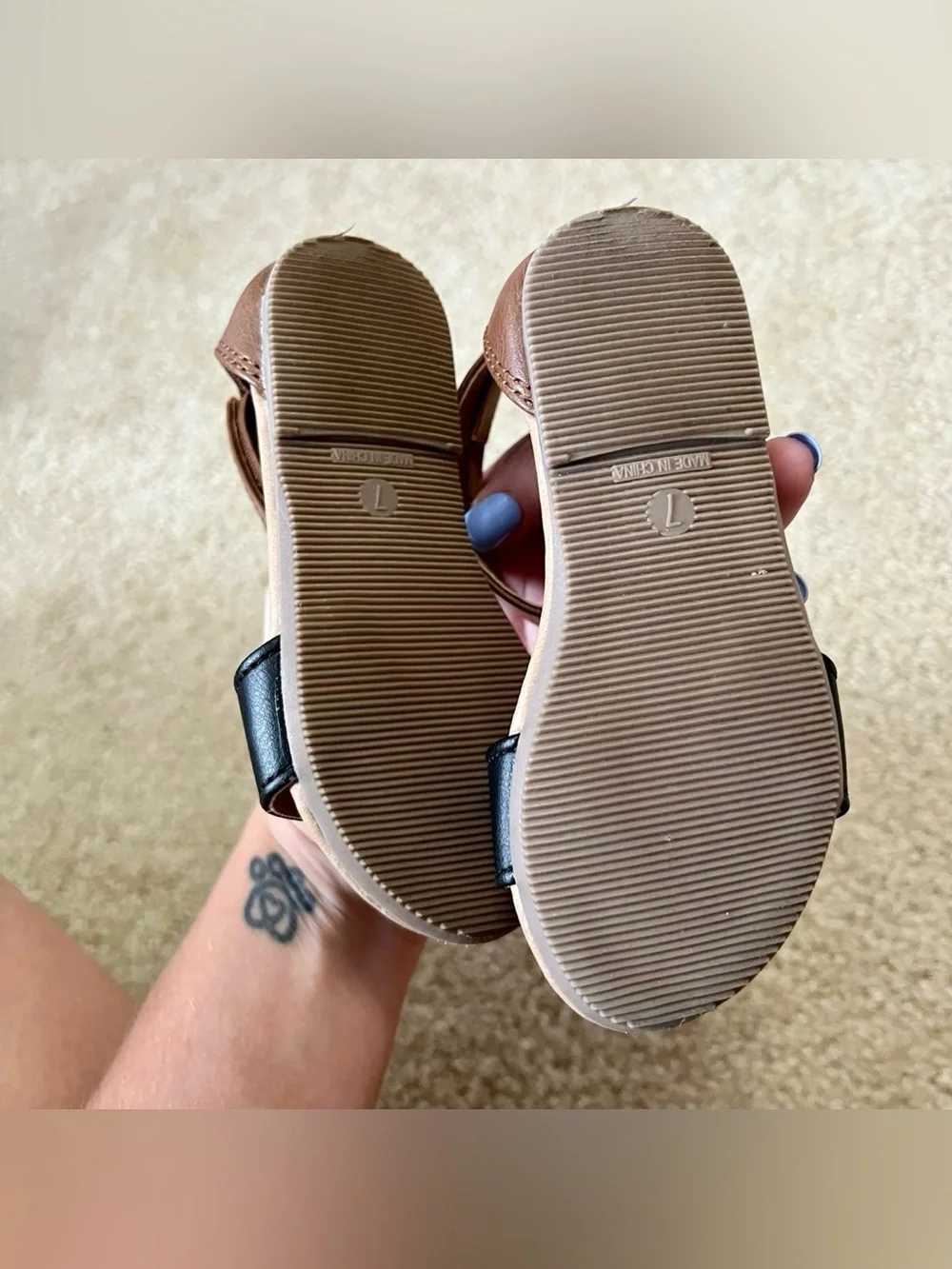 Sz 7 Old Navy Brown & Black Sandals